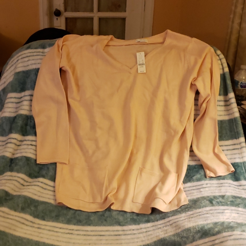 Sweater - Picture 5 of 6